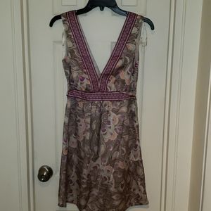 H&M v-neck print dress size 4